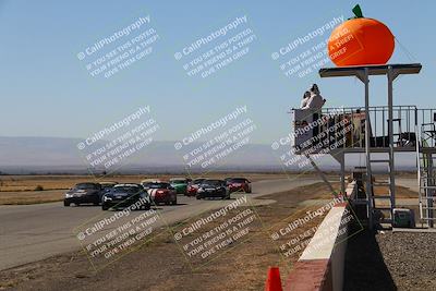 media/Oct-15-2023-CalClub SCCA (Sun) [[64237f672e]]/Around the Pits/